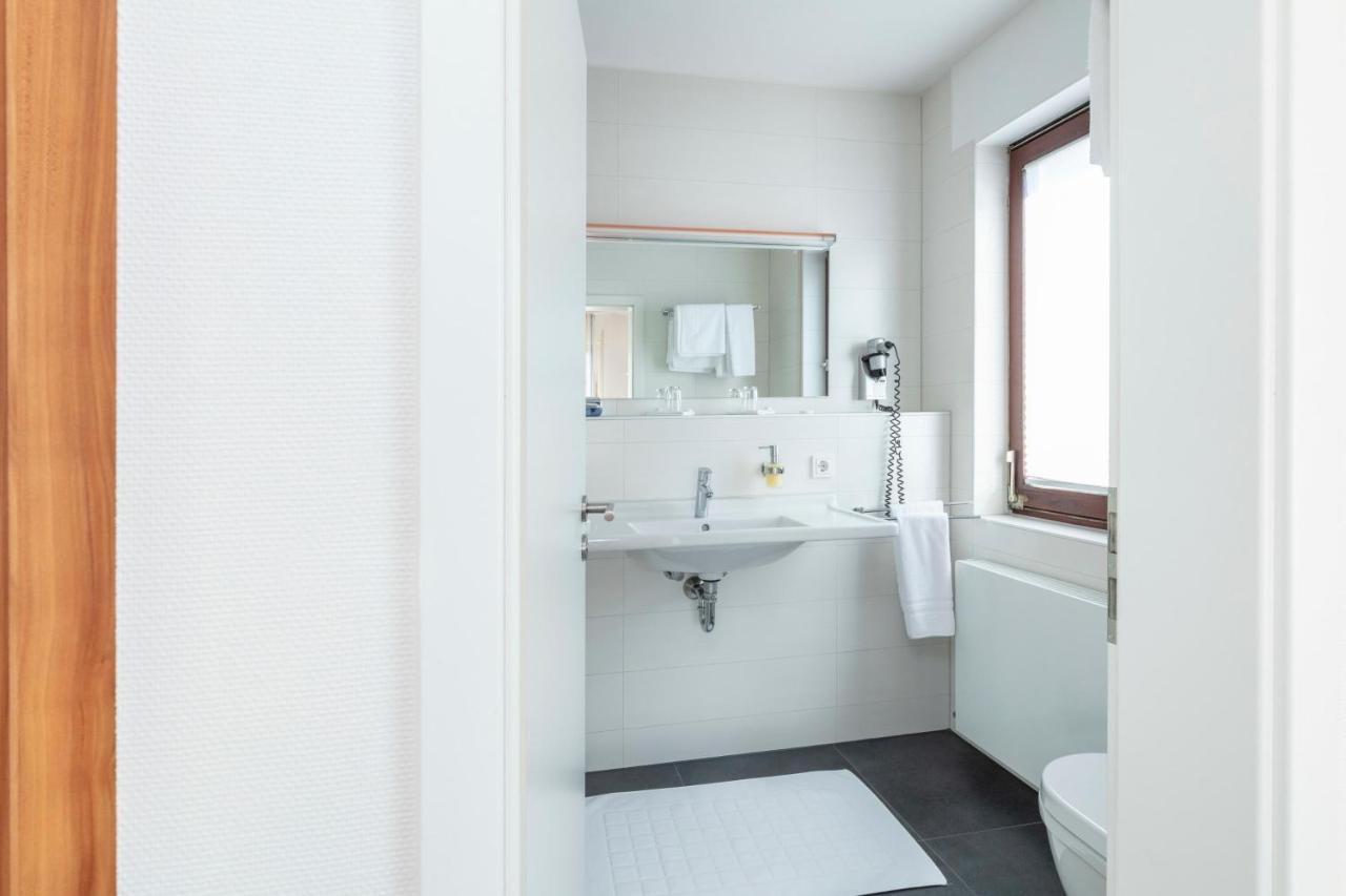 Hotel Krone Strassdorf Schwäbisch Gmünd Εξωτερικό φωτογραφία