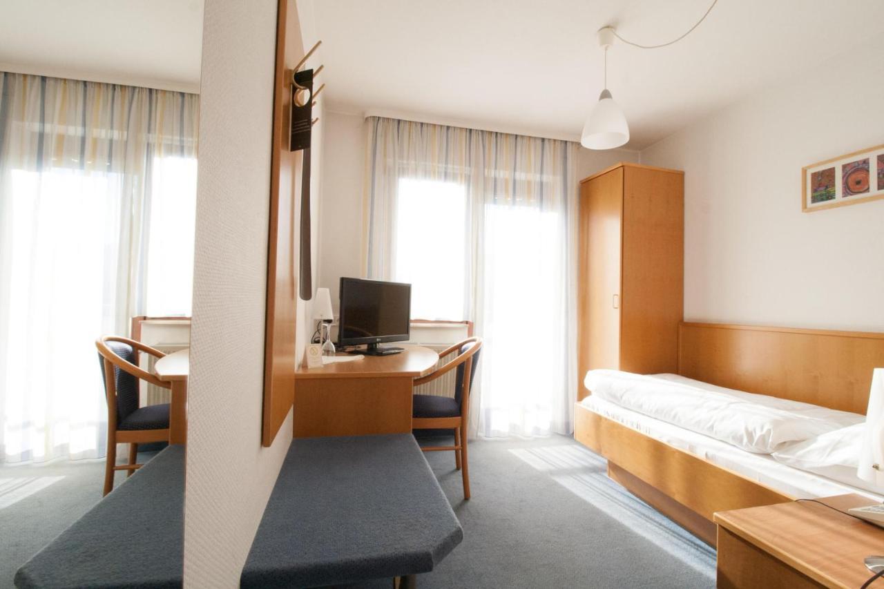 Hotel Krone Strassdorf Schwäbisch Gmünd Εξωτερικό φωτογραφία