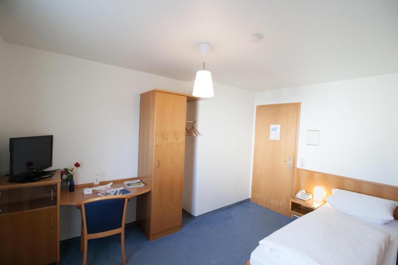 Hotel Krone Strassdorf Schwäbisch Gmünd Εξωτερικό φωτογραφία