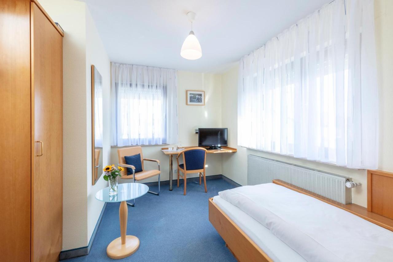 Hotel Krone Strassdorf Schwäbisch Gmünd Εξωτερικό φωτογραφία
